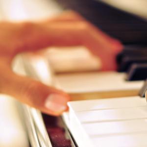 香港三级黄片电影人与狗交配
