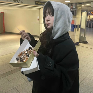 香港三级黄片电影人与狗交配
